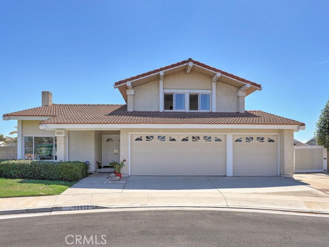 Detail Gallery Image 2 of 54 For 18022 Dellglen Cir, Huntington Beach,  CA 92647 - 4 Beds | 3 Baths