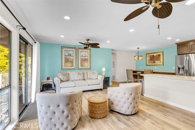 Detail Gallery Image 13 of 41 For 2096 Ronda Granada #O,  Laguna Woods,  CA 92637 - 2 Beds | 2 Baths