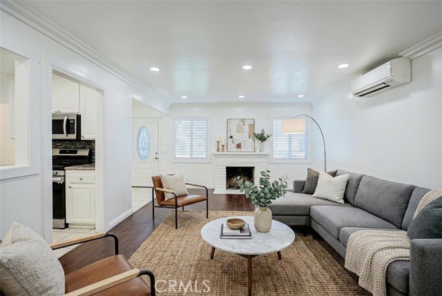 Detail Gallery Image 6 of 45 For 10882 Poindexter, Garden Grove,  CA 92840 - 5 Beds | 4 Baths