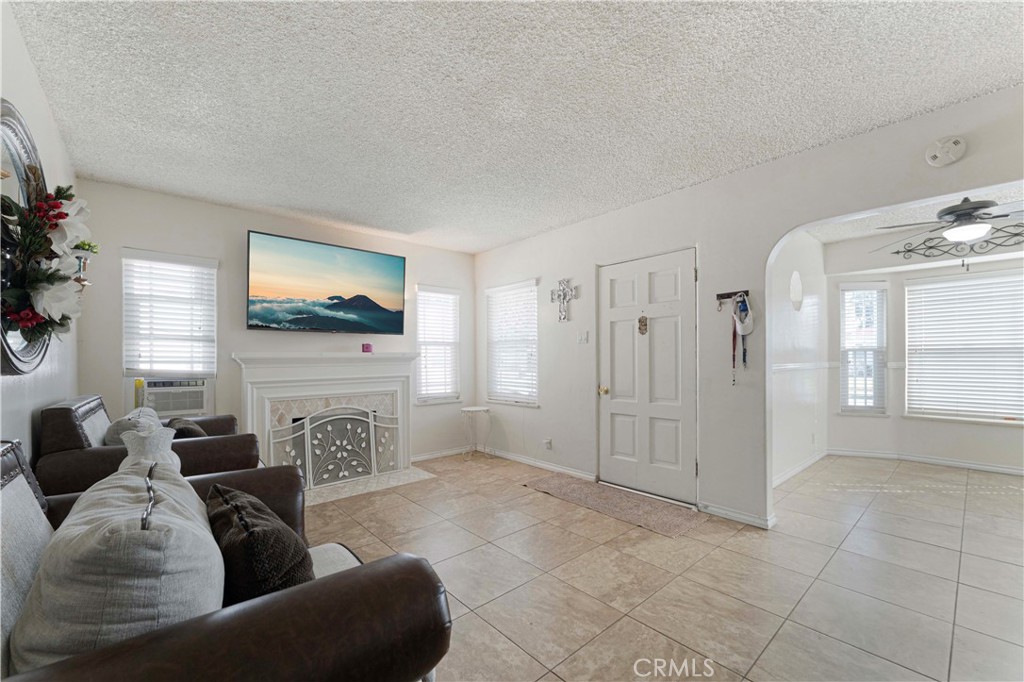 52005683 A042 43Db 9001 E9C4D25880D5 10305 Hildreth Avenue, South Gate, Ca 90280 &Lt;Span Style='BackgroundColor:transparent;Padding:0Px;'&Gt; &Lt;Small&Gt; &Lt;I&Gt; &Lt;/I&Gt; &Lt;/Small&Gt;&Lt;/Span&Gt;