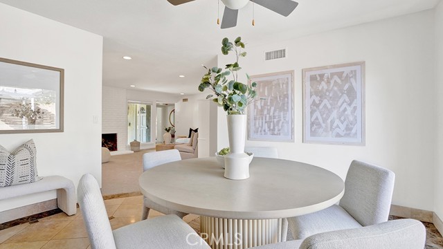 Detail Gallery Image 4 of 33 For 5011 Cambridge, Westminster,  CA 92683 - 4 Beds | 2/1 Baths