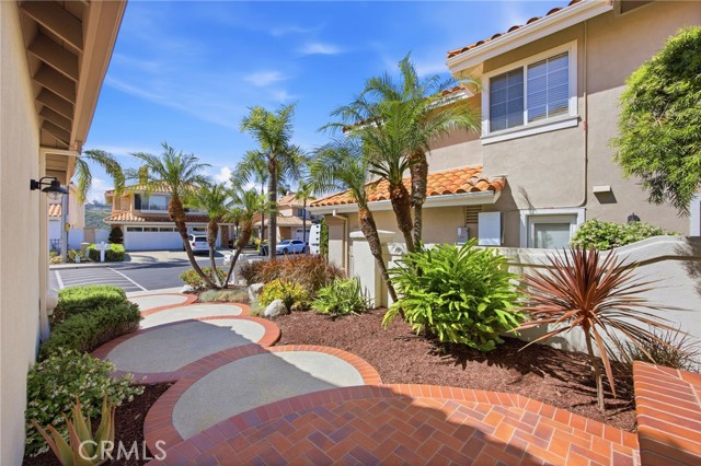 Detail Gallery Image 7 of 71 For 1504 Avenida De Nogales, San Clemente,  CA 92673 - 5 Beds | 3 Baths