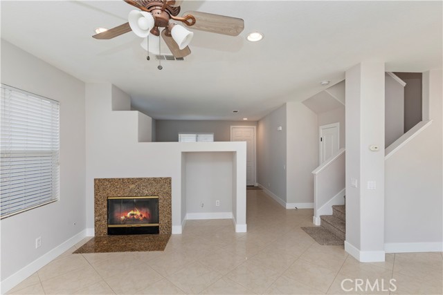 Detail Gallery Image 9 of 27 For 3224 Blossom Dr, Perris,  CA 92571 - 4 Beds | 2/1 Baths