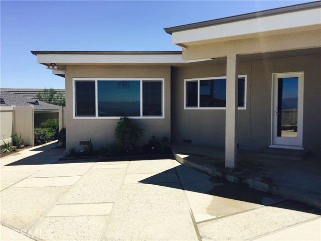 14687 Deervale Place, Sherman Oaks CA: https://media.crmls.org/medias/52021dc1-f36e-400f-b91a-c180c1eb34b1.jpg