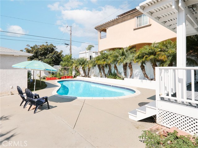 Detail Gallery Image 14 of 20 For 5107 W 138th St, Hawthorne,  CA 90250 - 3 Beds | 2 Baths