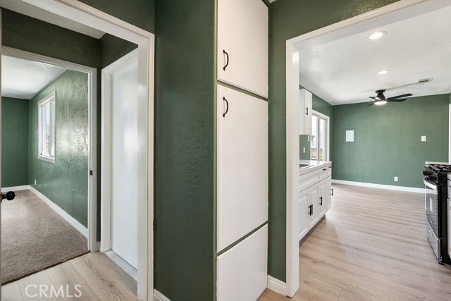 19170 Envoy Avenue, Corona CA: https://media.crmls.org/medias/52025314-5c44-4fda-a1c6-6e7f9eb055e6.jpg