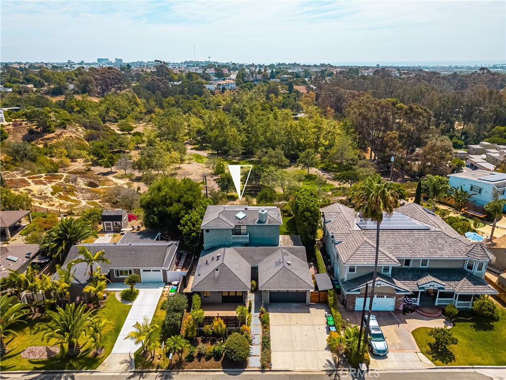 52029870 1fa2 4e83 Ab57 1aa8c982c56b