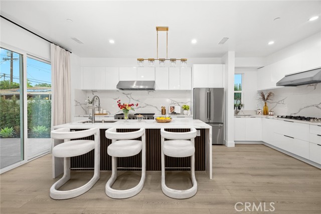 Detail Gallery Image 16 of 40 For 3815 Sycamore St, Pasadena,  CA 91107 - 5 Beds | 5/1 Baths