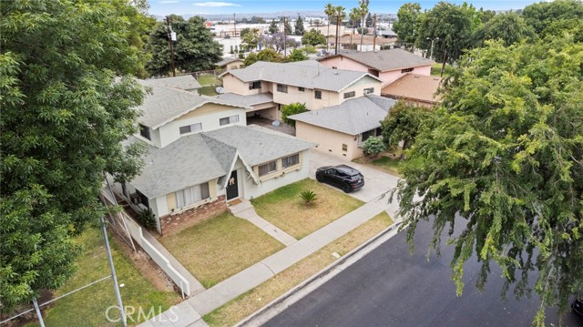 1109 S Spruce Street, Montebello CA: https://media.crmls.org/medias/52051994-3d07-4ea7-af2d-af9870629507.jpg