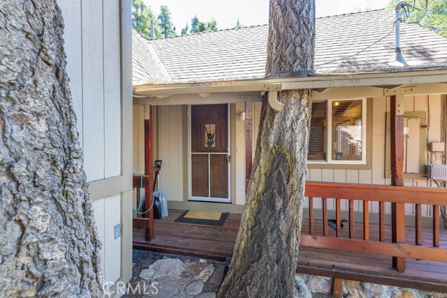 Detail Gallery Image 35 of 53 For 983 Knickerbocker Rd, Big Bear Lake,  CA 92315 - 4 Beds | 3 Baths