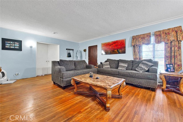 Detail Gallery Image 12 of 48 For 18087 San Bernardino, Bloomington,  CA 92316 - 3 Beds | 1/1 Baths