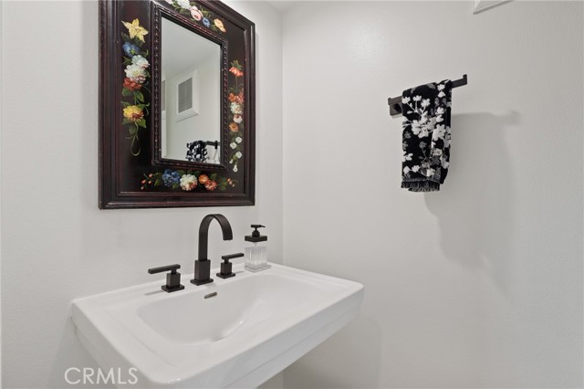61 Fuchsia, Lake Forest CA: https://media.crmls.org/medias/5206aa2e-aca3-4d84-bd06-4d56acdeef0b.jpg