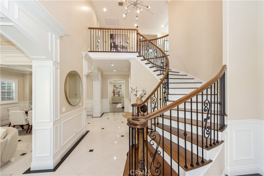 MLS #OC25239686 image #4