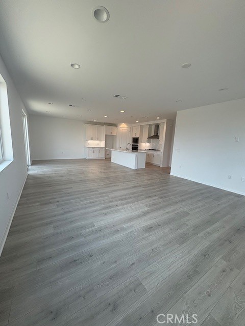 32166 Neal Lane, Menifee CA: https://media.crmls.org/medias/5208b4eb-4f30-431f-a628-d615f65c1b30.jpg