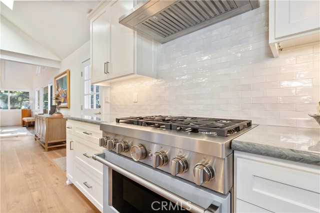 Detail Gallery Image 16 of 52 For 1545 Willow Creek, Paso Robles,  CA 93446 - 2 Beds | 4 Baths