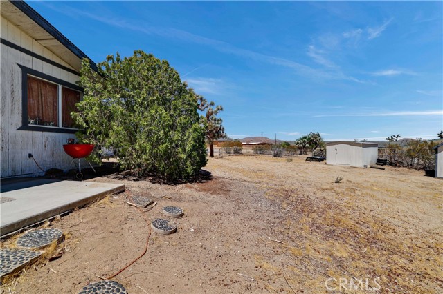 Detail Gallery Image 19 of 27 For 60140 Adobe Rd, Joshua Tree,  CA 92252 - 2 Beds | 2 Baths