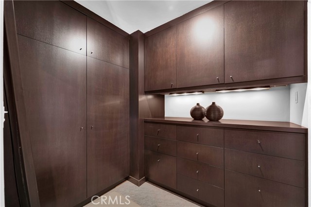 Detail Gallery Image 24 of 60 For 6119 Mary Ellen, Valley Glen,  CA 91401 - 4 Beds | 2 Baths