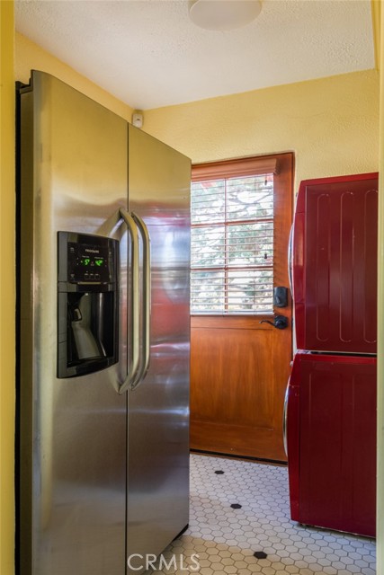 Detail Gallery Image 21 of 38 For 8246 4th St, Los Angeles,  CA 90048 - 2 Beds | 2 Baths