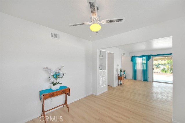 1766 W Catalpa Avenue, Anaheim CA: https://media.crmls.org/medias/520b3f2a-9131-4501-9db4-4b16df1f2d16.jpg
