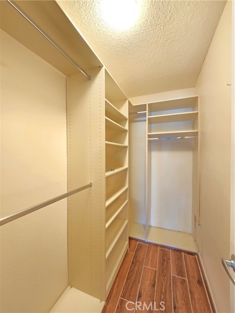 Detail Gallery Image 10 of 31 For 18645 Hatteras St #161,  Tarzana,  CA 91356 - 2 Beds | 1/1 Baths