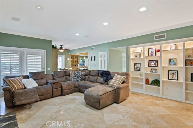 23943 Eagle Mountain Street, West Hills CA: https://media.crmls.org/medias/520ba720-de3f-4efc-8524-dc9dbd03b221.jpg