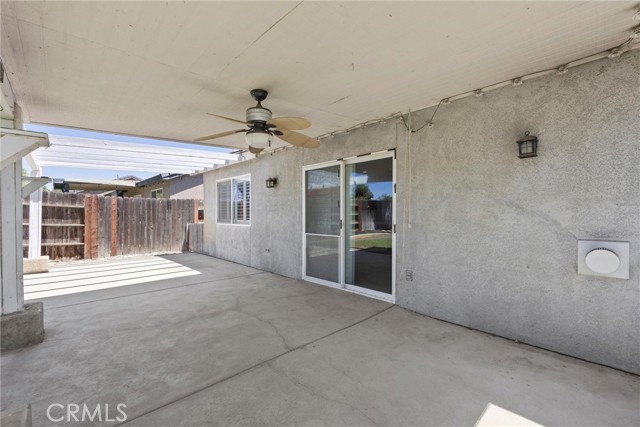 12200 Verdelho Avenue, Bakersfield CA: https://media.crmls.org/medias/520be67d-6f10-47f4-ad03-f31c6bfba3e6.jpg