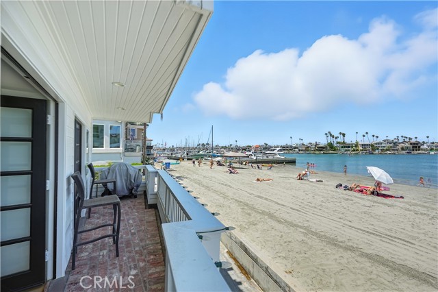 Detail Gallery Image 6 of 26 For 6310 Bayshore Walk, Long Beach,  CA 90803 - 3 Beds | 2 Baths