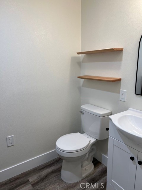 Detail Gallery Image 10 of 28 For 25 Howard, June Lake,  CA 93529 - – Beds | – Baths