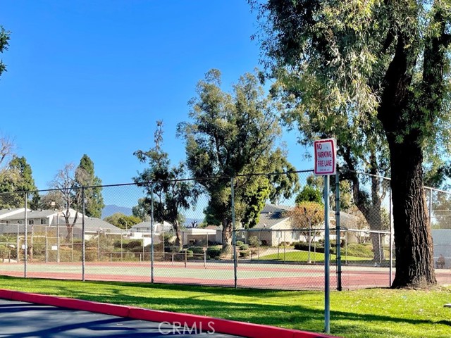 Detail Gallery Image 24 of 28 For 1335 N Elderberry Ave, Ontario,  CA 91762 - 3 Beds | 2 Baths