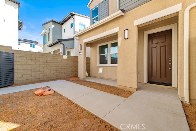 Detail Gallery Image 4 of 28 For 108 Tiffin, Irvine,  CA 92618 - 3 Beds | 2/1 Baths