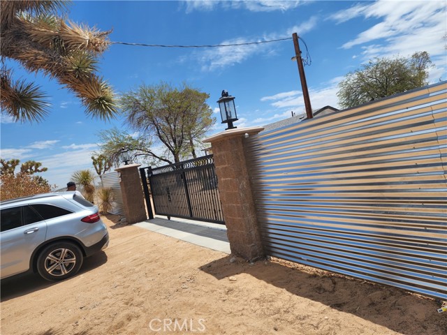 Detail Gallery Image 14 of 38 For 59375 Stearman Rd, Landers,  CA 92285 - 3 Beds | 2 Baths