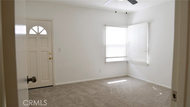 147 Avenida Rosa, San Clemente CA: https://media.crmls.org/medias/520d7b75-5da1-46af-a8f3-c63544a3d247.jpg