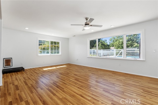 7990 San Gabriel Road, Atascadero CA: https://media.crmls.org/medias/520fc49b-ba39-4b92-be1a-a17b8d25d277.jpg