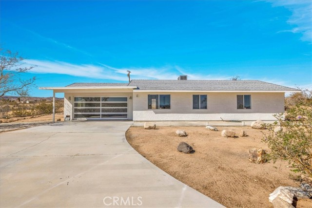Detail Gallery Image 3 of 55 For 130 Delgada Ave, Yucca Valley,  CA 92284 - 3 Beds | 2 Baths