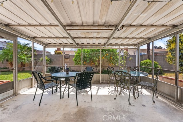 Image 25 of 33 For 4282 Crystal