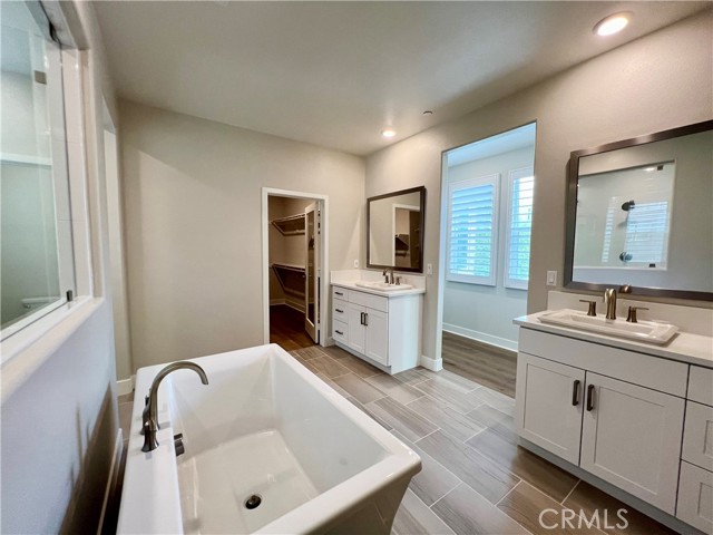 Detail Gallery Image 16 of 39 For 108 Chorus, Irvine,  CA 92618 - 3 Beds | 2/1 Baths