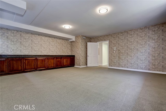 Lower level flex space