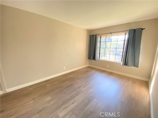 Detail Gallery Image 15 of 23 For 30 Mountain Shadows, Pomona,  CA 91766 - 3 Beds | 2/1 Baths