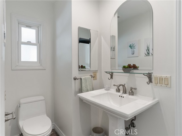 7 Roanwood Drive, Rolling Hills Estates, California 90274, 5 Bedrooms Bedrooms, ,3 BathroomsBathrooms,Residential,Sold,Roanwood,PV23113404