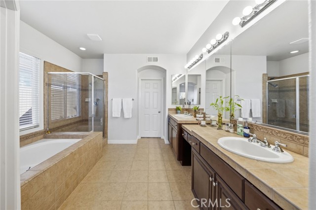 Detail Gallery Image 24 of 68 For 34036 Galleron, Temecula,  CA 92592 - 4 Beds | 2/1 Baths