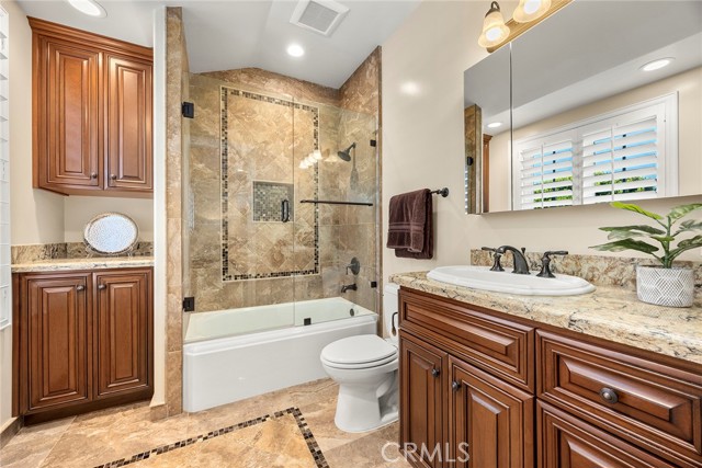 Detail Gallery Image 33 of 67 For 5571 Clover Hill, Yorba Linda,  CA 92886 - 6 Beds | 6/2 Baths