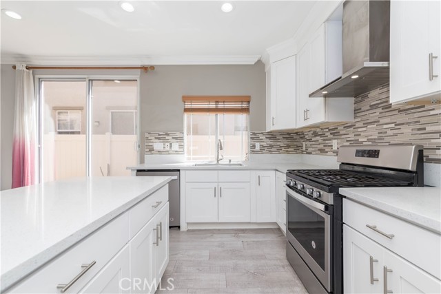 Detail Gallery Image 8 of 32 For 1318 Lukens Ct, Fullerton,  CA 92833 - 3 Beds | 2/1 Baths