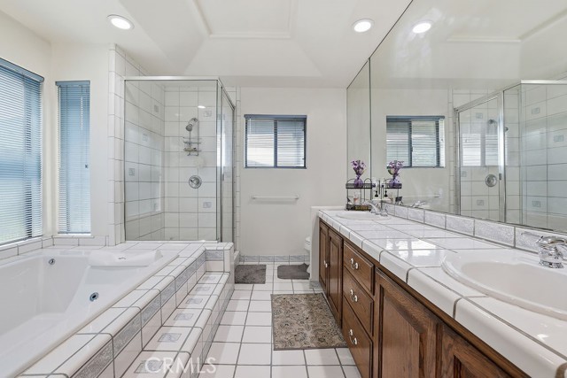 Detail Gallery Image 28 of 46 For 24300 Sylvan Glen, Calabasas,  CA 91302 - 5 Beds | 3 Baths