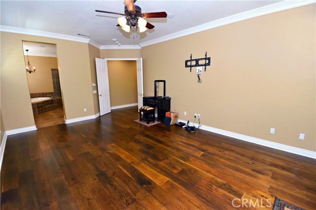 29424 Springside Drive, Menifee CA: https://media.crmls.org/medias/521465b4-457b-4df9-bcbc-d86308b140bd.jpg