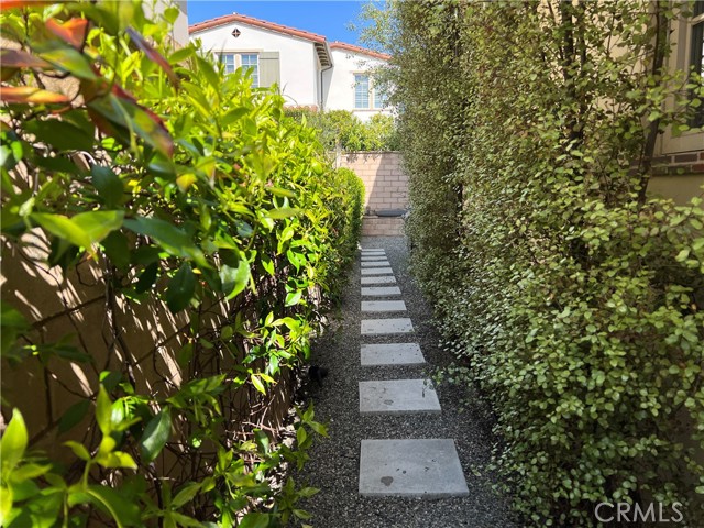 202 Via Galicia, San Clemente CA: https://media.crmls.org/medias/5214a873-c374-4f93-90e9-7818a014ca5d.jpg