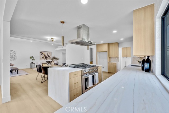 Image 28 of 51 For 13682 Carroll