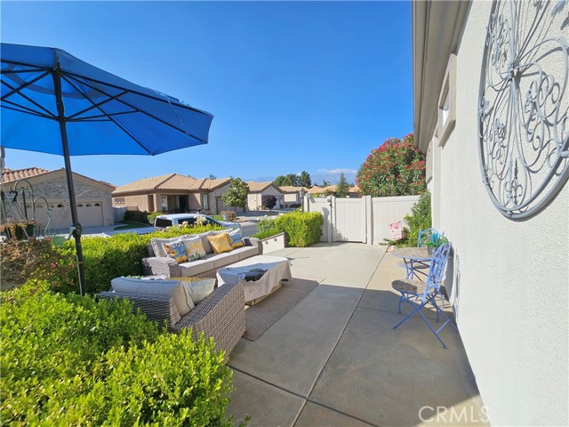 Detail Gallery Image 4 of 35 For 2275 Wailea Beach Dr, Banning,  CA 92220 - 2 Beds | 2 Baths