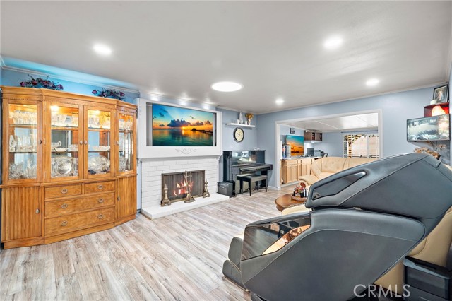 Detail Gallery Image 3 of 44 For 17075 Buttonwood St, Fountain Valley,  CA 92708 - 3 Beds | 3/1 Baths