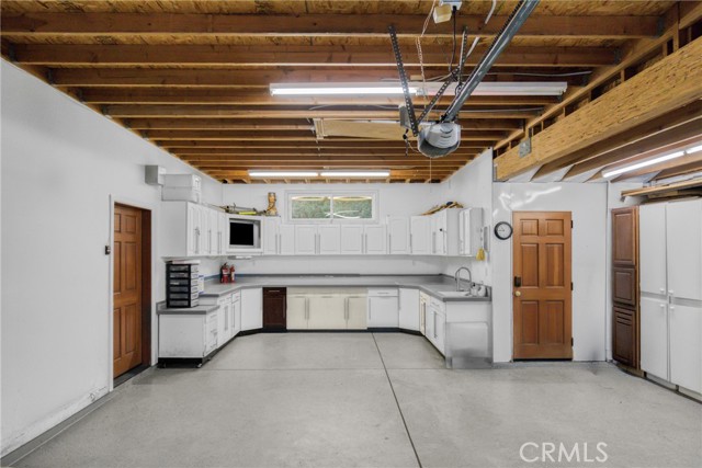 Detail Gallery Image 36 of 47 For 10566 Andora, Chatsworth,  CA 91311 - 2 Beds | 1/1 Baths