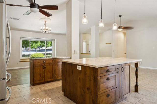 Detail Gallery Image 5 of 51 For 8825 Old Santa Rosa Rd, Atascadero,  CA 93422 - 6 Beds | 3 Baths